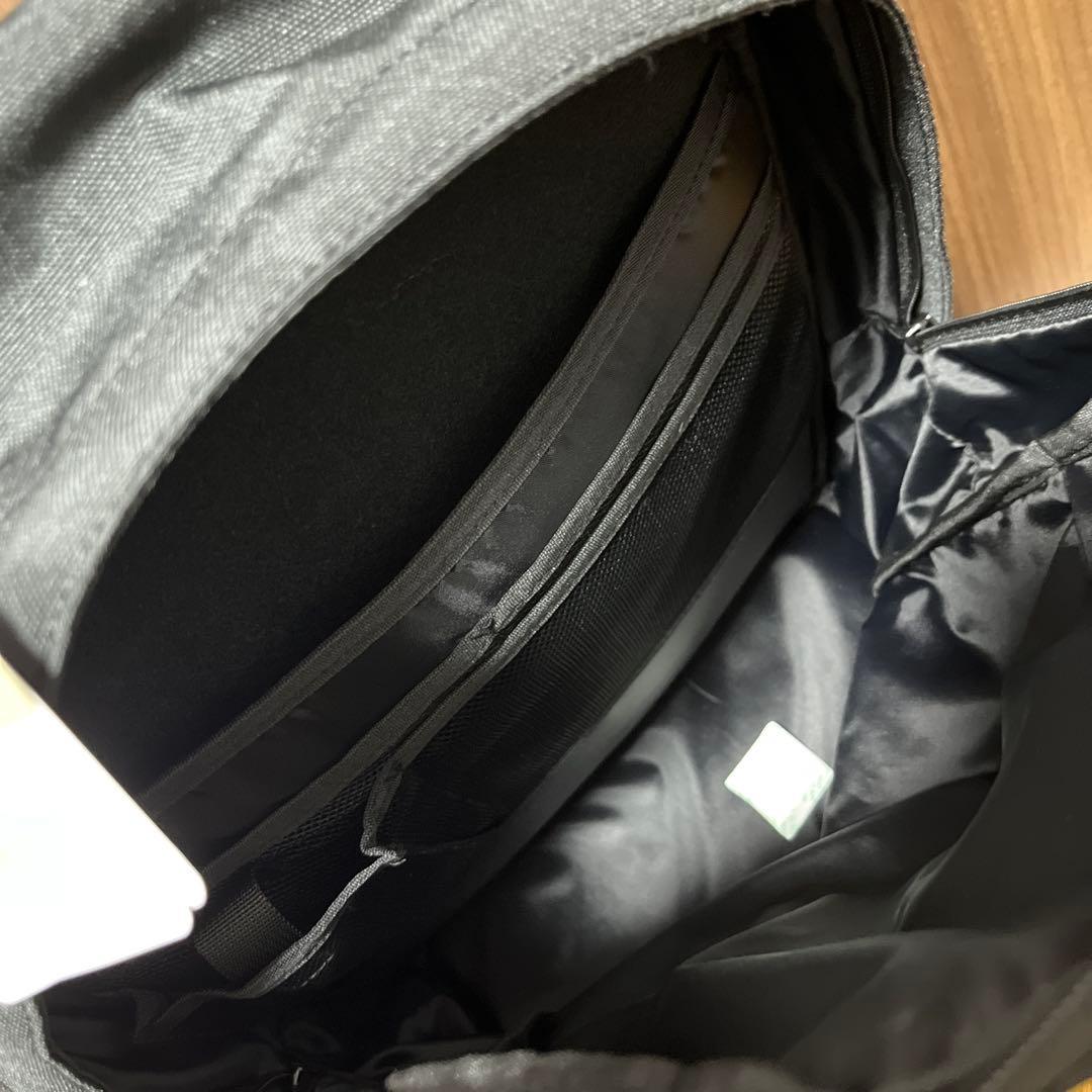 mimi♡プロフ必読♡土日祝発送受取不可です。