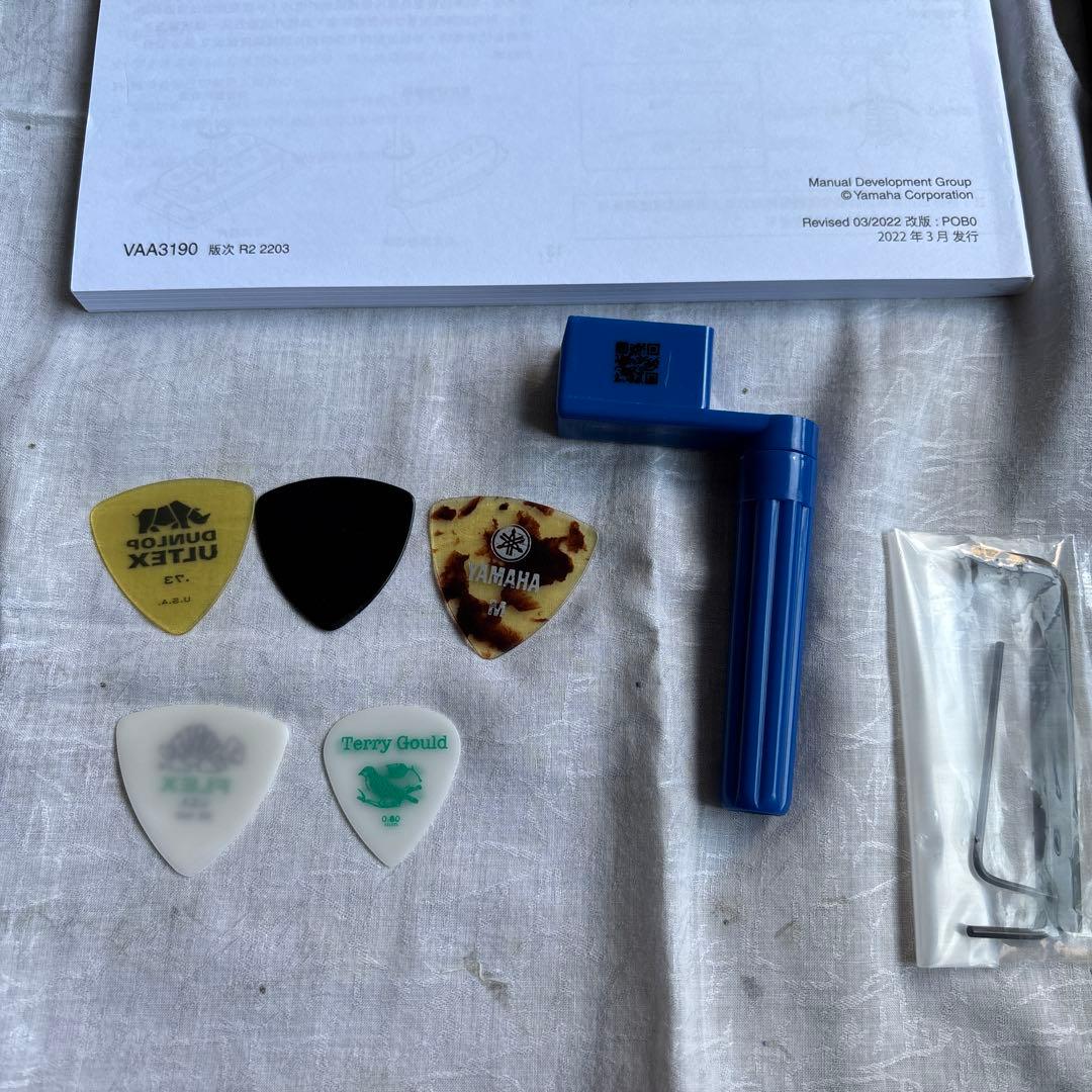 ヤマハ　 エレキギターPACIFICAシリーズPAC120H ソフトケース付