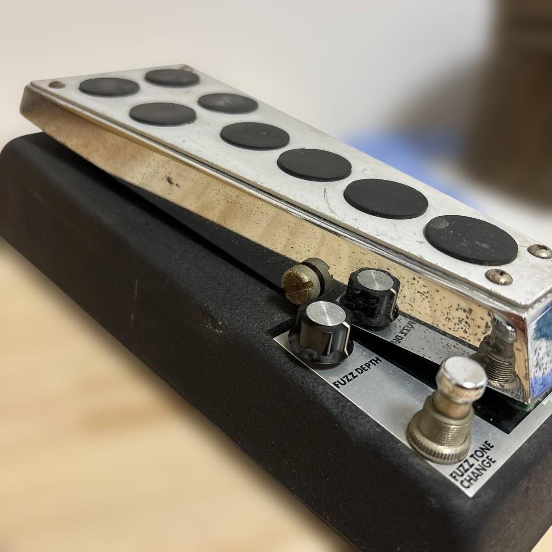 ELK WAU FUZZ（ヴィンテージ 1970年代製） NEW PICS‼️