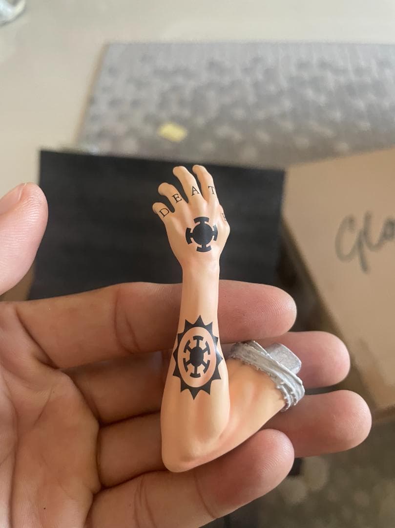 ワンピース Glory ロー 死の外科医 ガレージキット ガレキ スタチュー