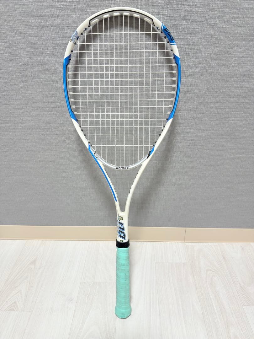 Prince O3 軟式テニスラケット ホワイト/ブルー PRINCE ビースト オースリー 100 (280g) 7TJ237 2025SS ホワイト
