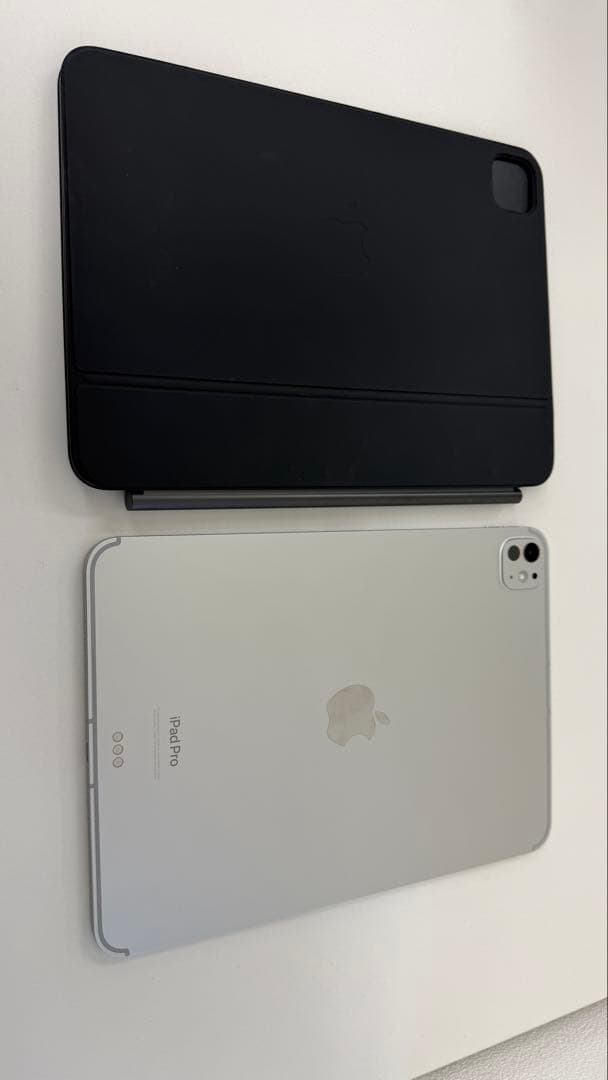 iPad pro 11インチ M4 magic keyboard付き 美品 Apple Apple 11インチiPad Pro（M4）用Magic Keyboard - 日本語