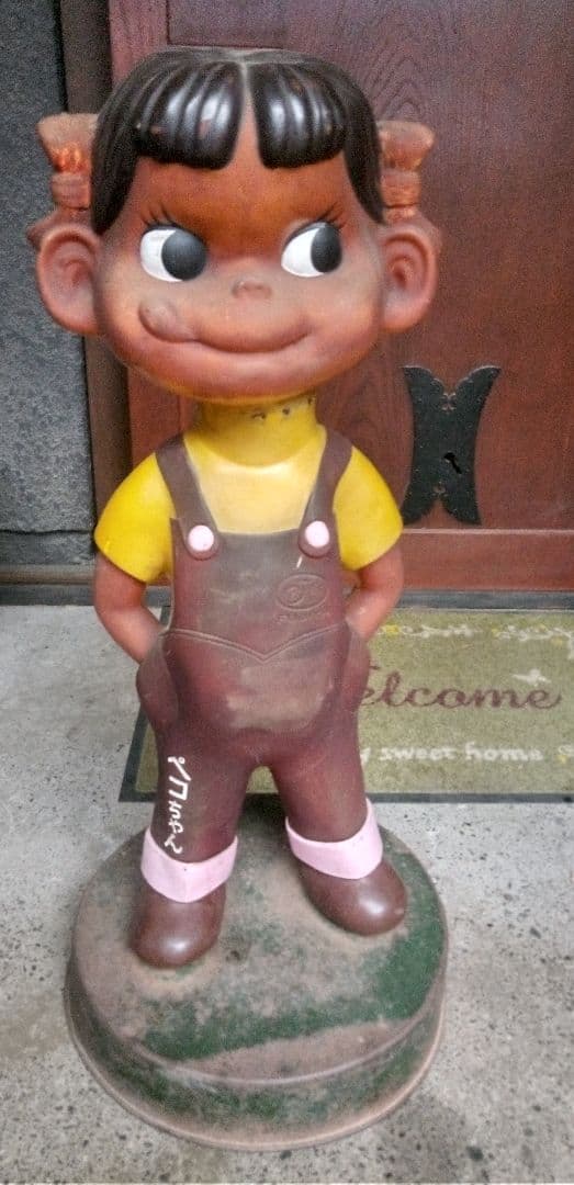 不二家 ペコちゃん 等身大　店頭前（86ｃｍ） 首振り人形