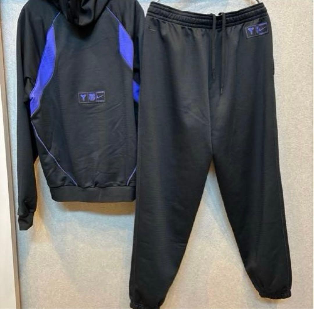 FCバルセロナ セットアップ & エア フォース 1 コービー コート