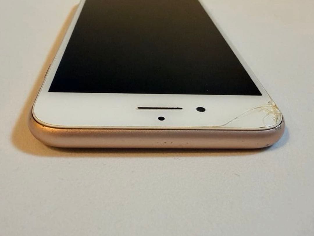 SIMフリー】iPhone 8 64GB 画面割れあり バッテリー78% - メルカリ