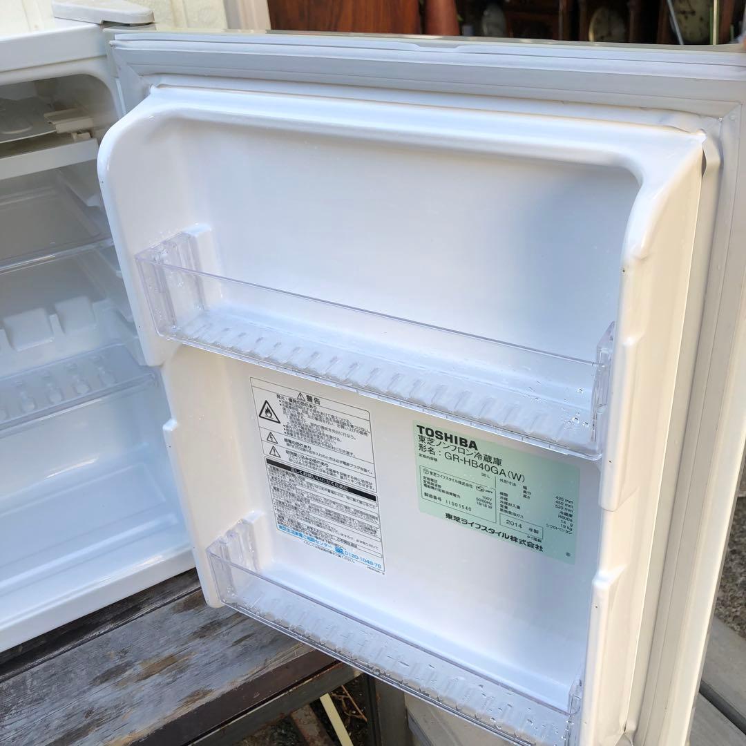 東芝 ノンフロン 冷蔵庫 GR-HB40GA(W) 38L 小型冷蔵庫 ③ - メルカリ