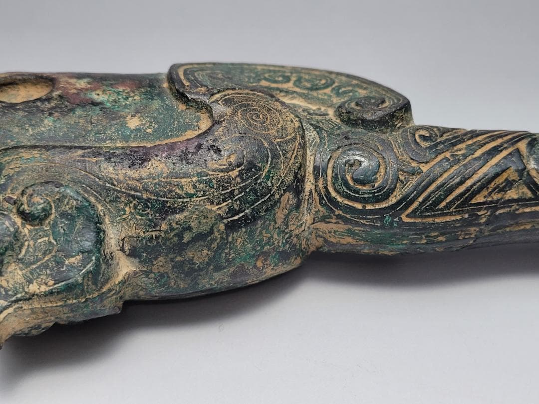 青銅製 陽刻鳥型文 刀柄 春秋戦国時代 高さ約15.7cm - メルカリ