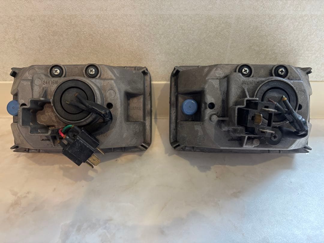 KOITO 24385 KT23 LEDヘッドランプ左右セット トラックバス - メルカリ