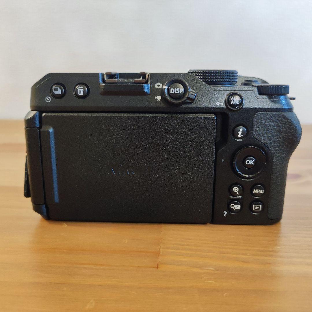 Nikon Z30 16-50mm 《S数1,391枚》SDカード／純正充電器付