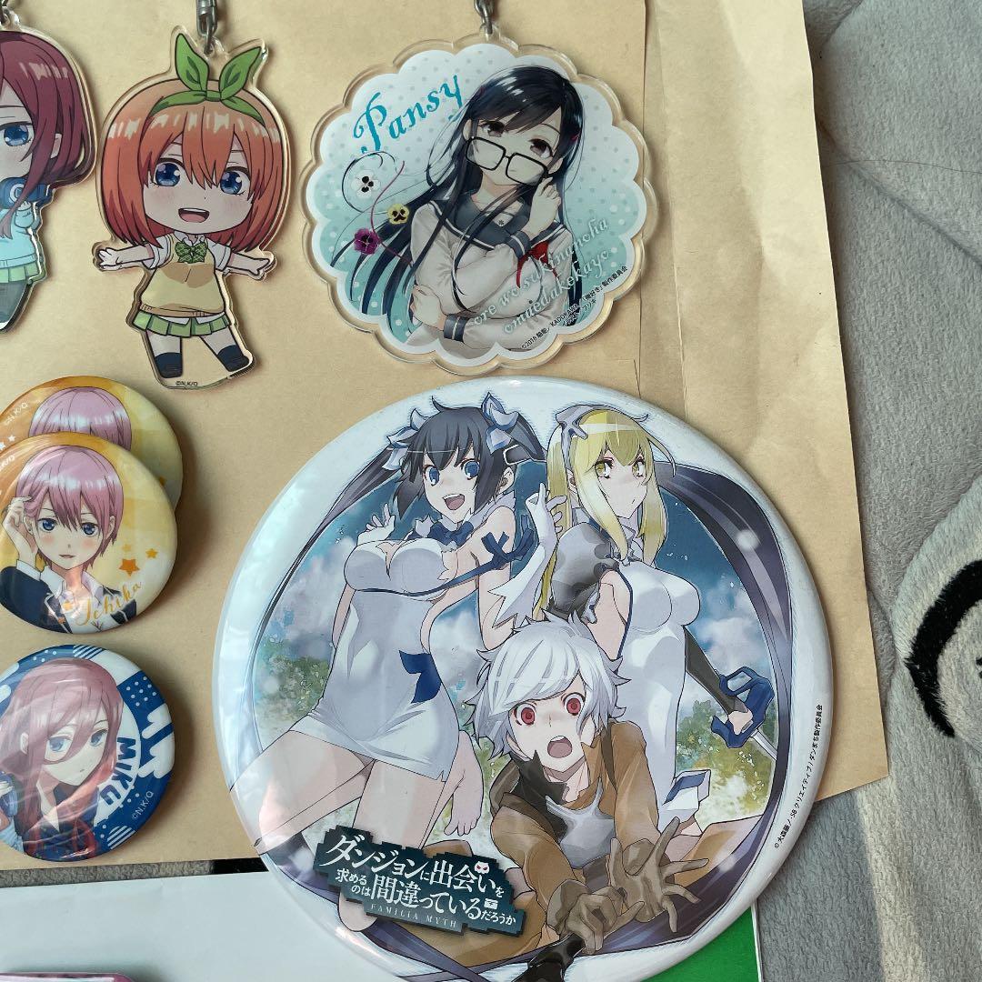 缶バッチ、ラバーストラップ、アクリルキーホルダー