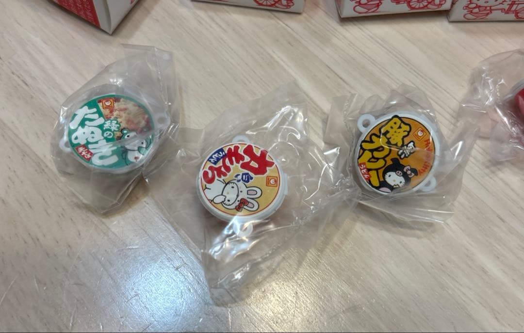 【非売品レア】6個平成レトロハローキティカップ麺コラボ