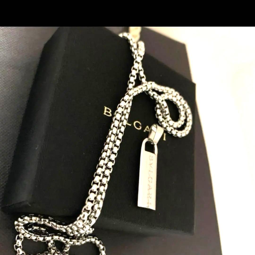 断捨離中』ブルガリアロゴプレートチャーム新品／ネックレス