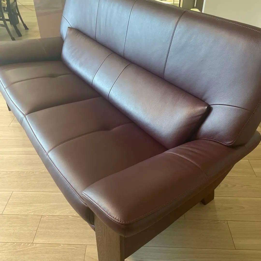 《美品》カリモク レザーソファ 本革ソファ　2.5人掛け　ソファ