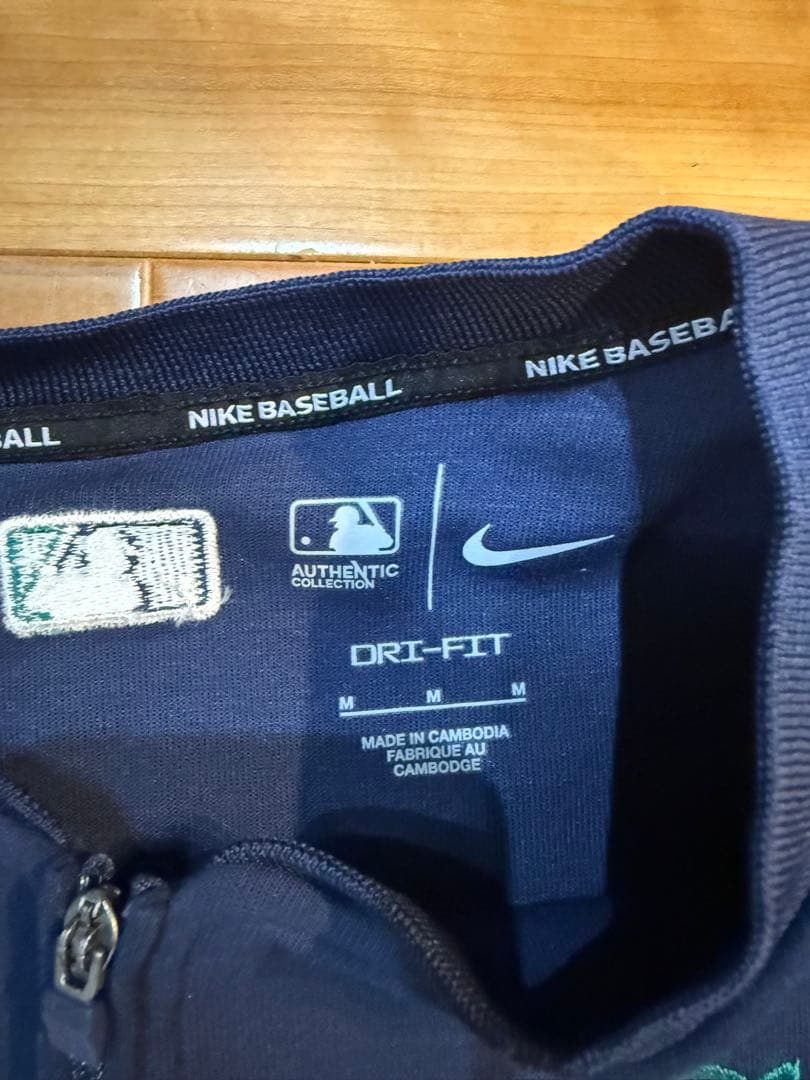 通販スポーツ - 新品同様 ナイキNike シアトルマリナーズ 長袖ハーフ