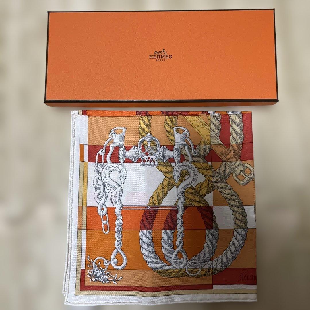 Hermes ガヴロッシュ 《デッラ・カヴァッレリア》42×43 - メルカリ