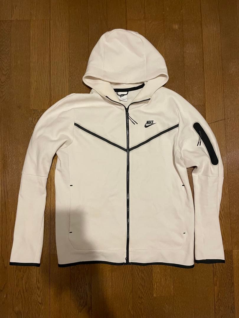 ☆確実正規品☆ Nike ナイキ テックフリース 白 セットアップ - メルカリ