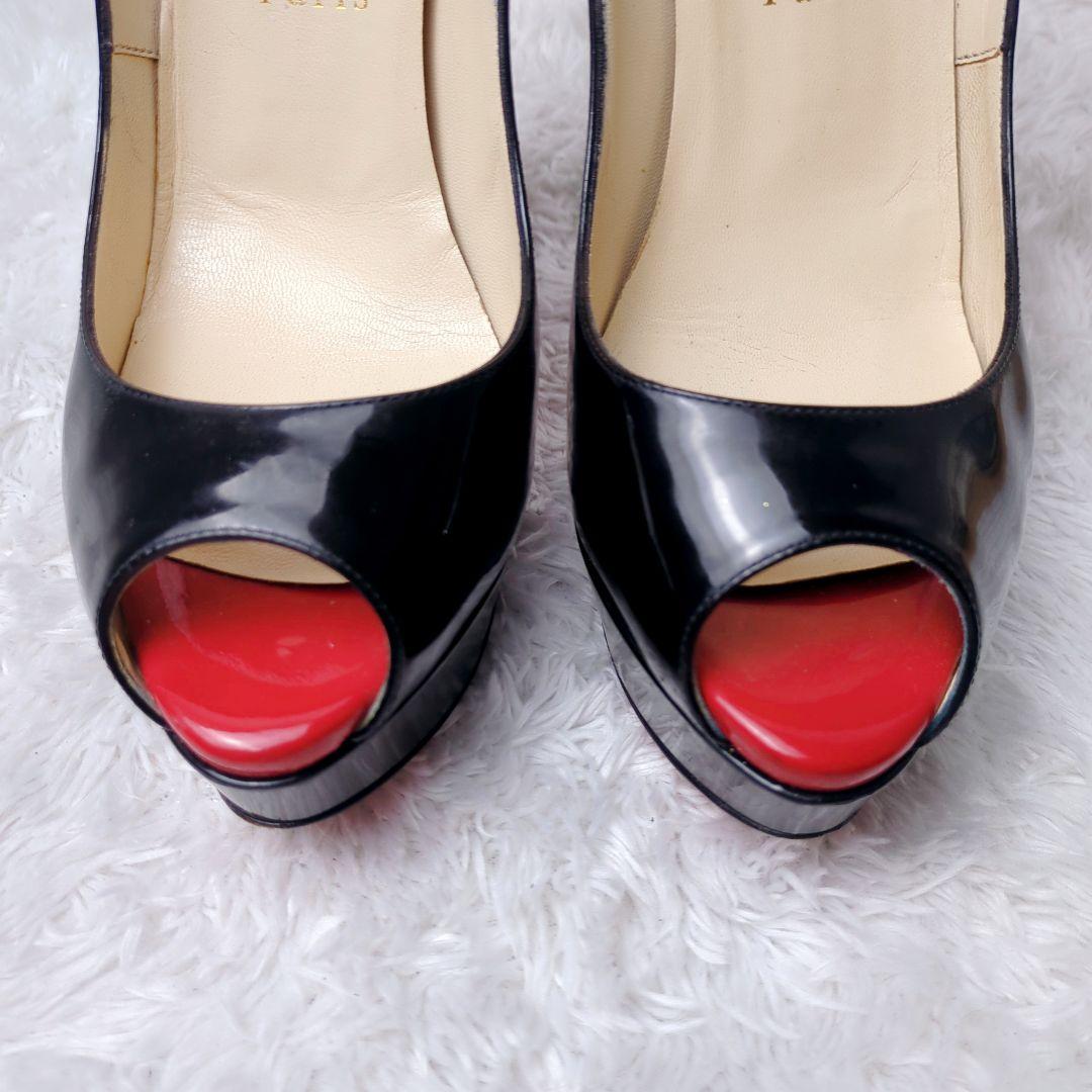 【美品】 クリスチャンルブタン エナメルパンプスオープントゥ 24.5cm 黒