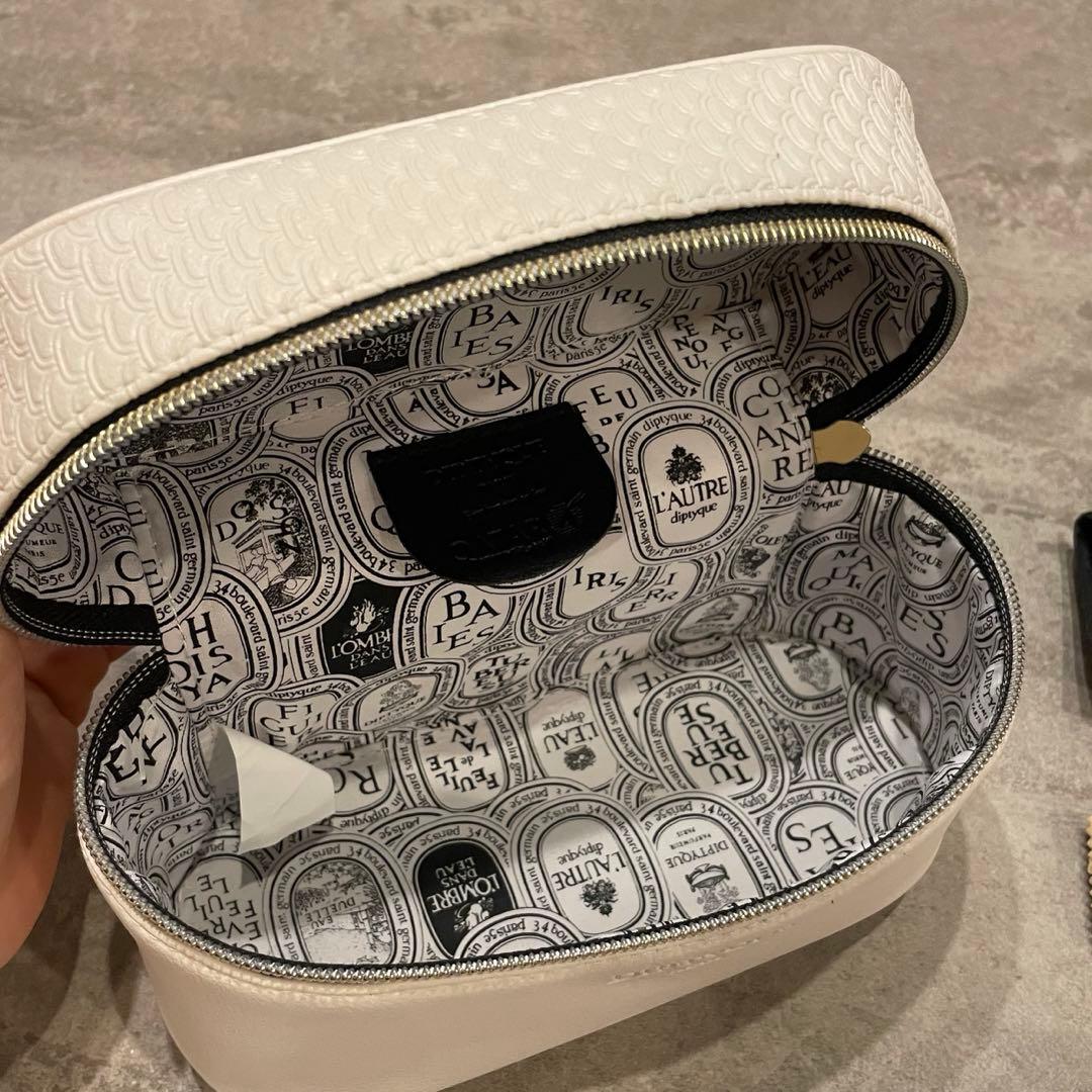 カタール航空 ファーストクラス ディプティック アメニティセット