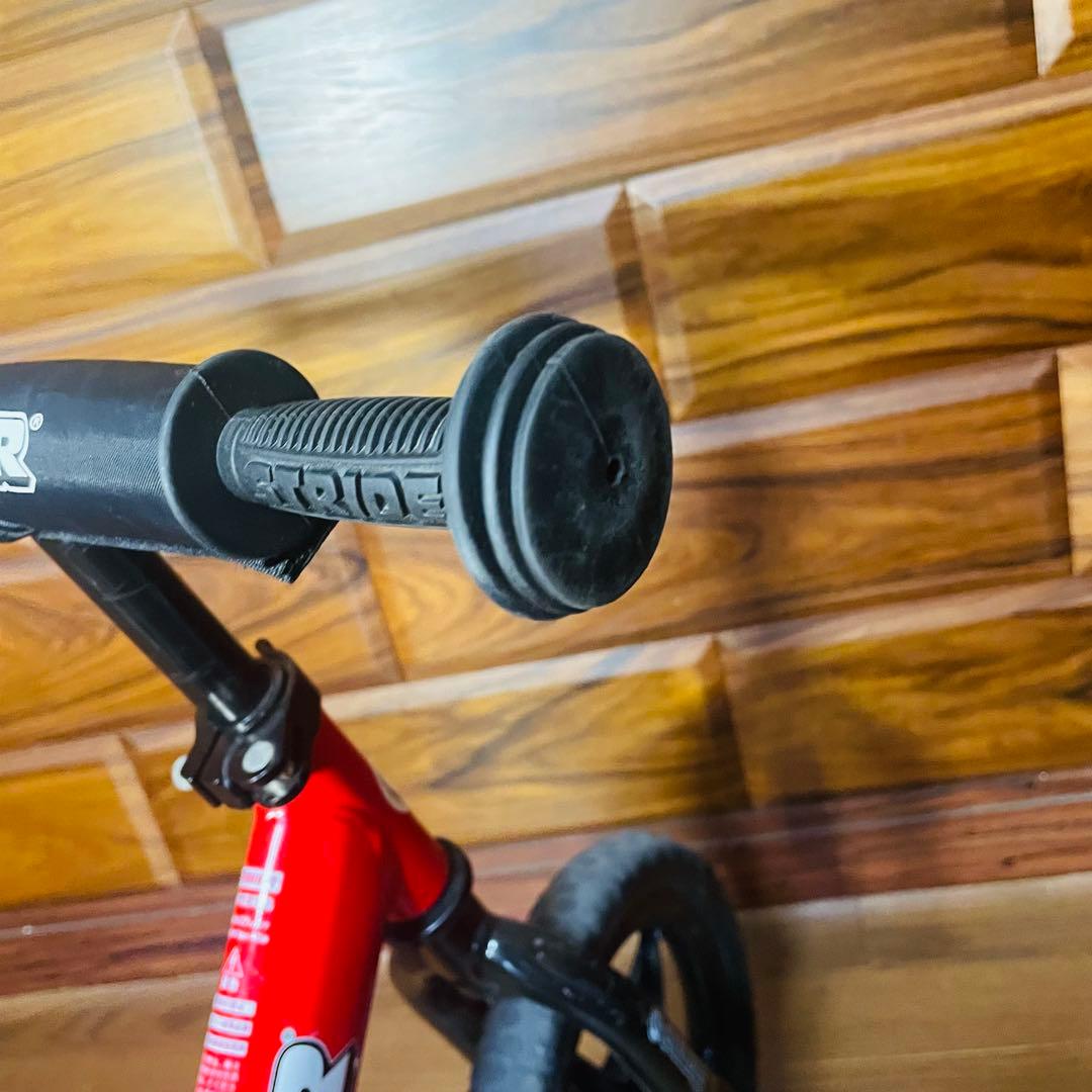 【美品】STRIDER ストライダー スポーツモデル 12インチ 赤 レッド