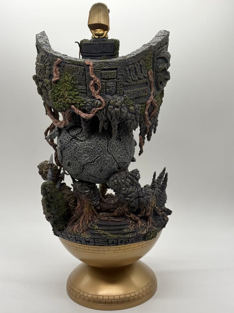 みや インディージョーンズ フィギュア 岩倉圭二