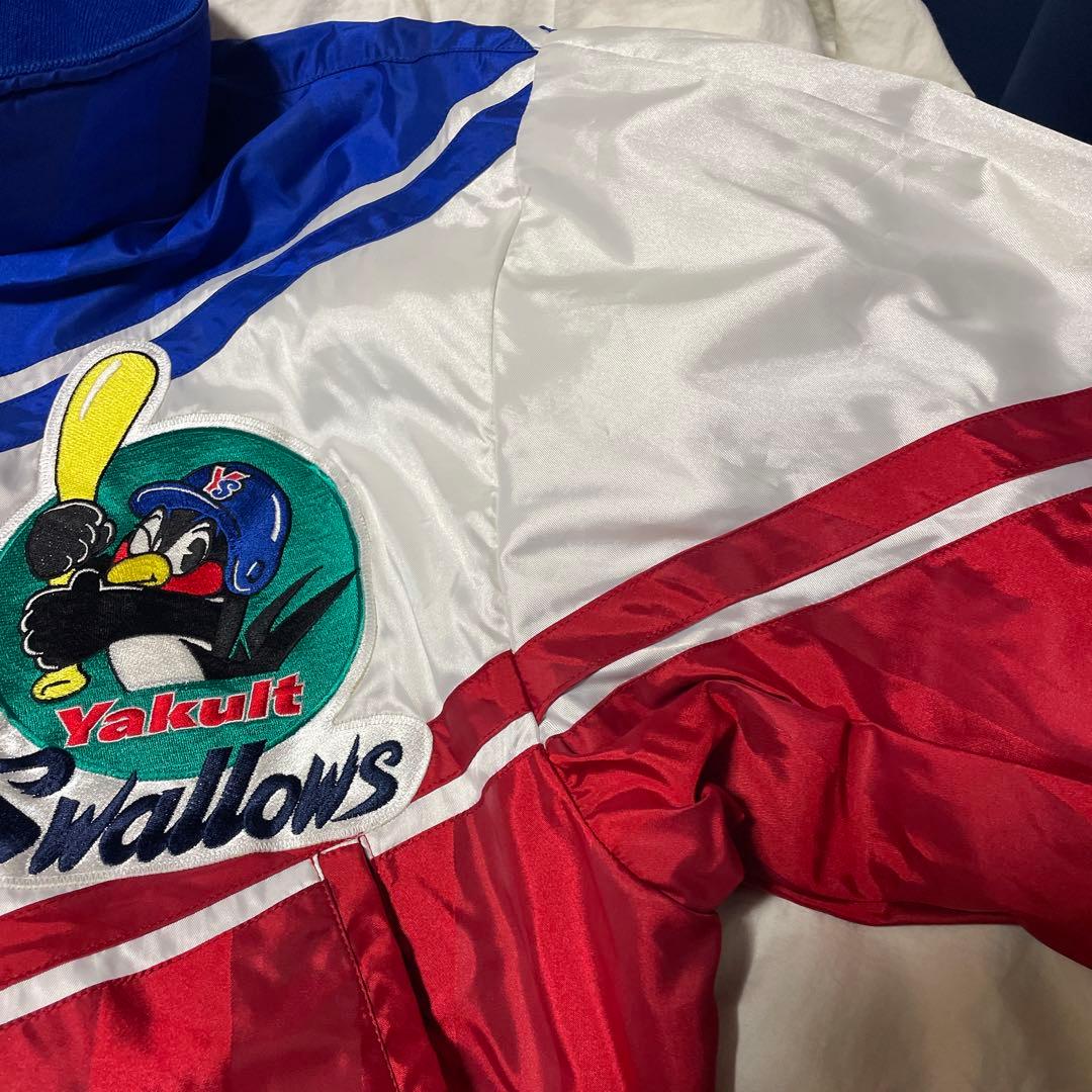 ヤクルトスワローズ公式スタジャン ナイロンジャケット DESCENTE製