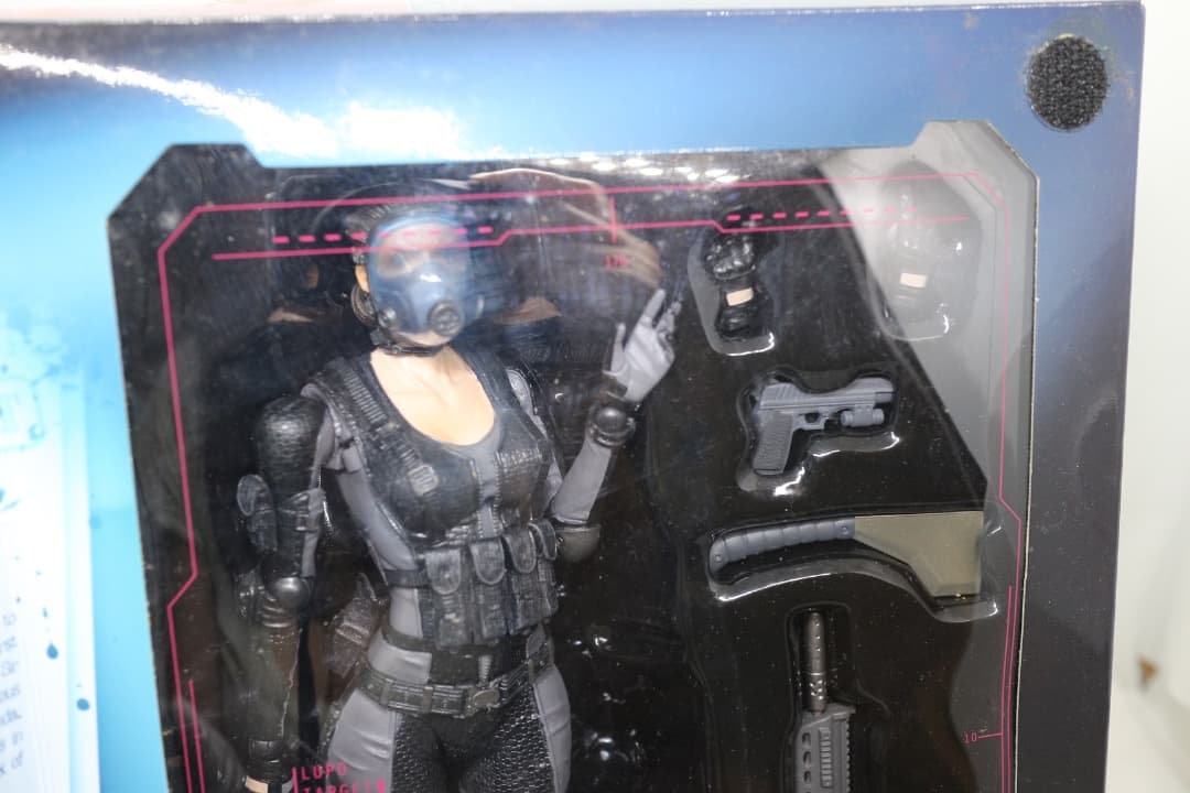 バイオハザード オペレーションラクーンシティPLAY ARTS改 LUPO - メルカリ