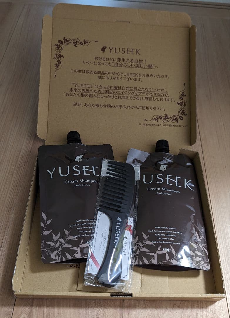 モモ様とお話中 YUSEEKユーシーク　ダークブラウン、特製コーム付き、新品 YUSEEK ユーシーク シャンプー 350g ダークブラウン 2本 コーム付き
