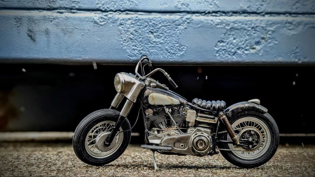 1969 HARLEY-DAVIDSON FLH 1/8 完成品