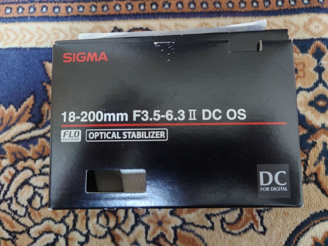 未使用　SIGMA 18-200mm F3.5-6.3 II DC OS