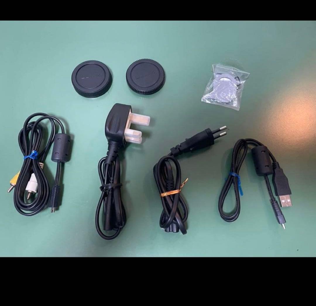 LUMIX 一眼レフGF3 専用バッグ付き - メルカリ