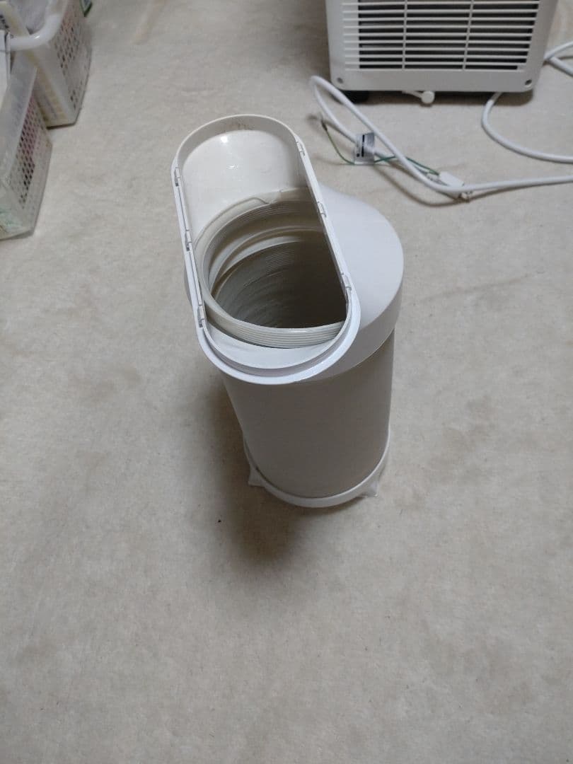 またまた値下げ‼️【2025年製】ドンキス置くだけポットエアコン - メルカリ