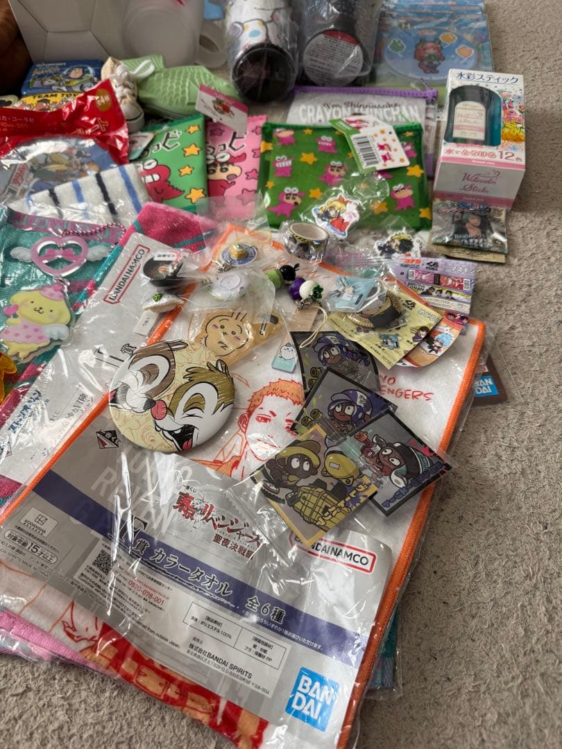 100サイズ　100点以上　雑貨　キャラクターグッズ　まとめ売り