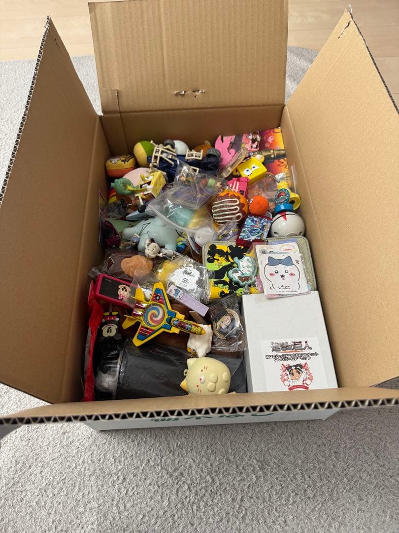 100サイズ　100点以上　雑貨　キャラクターグッズ　まとめ売り