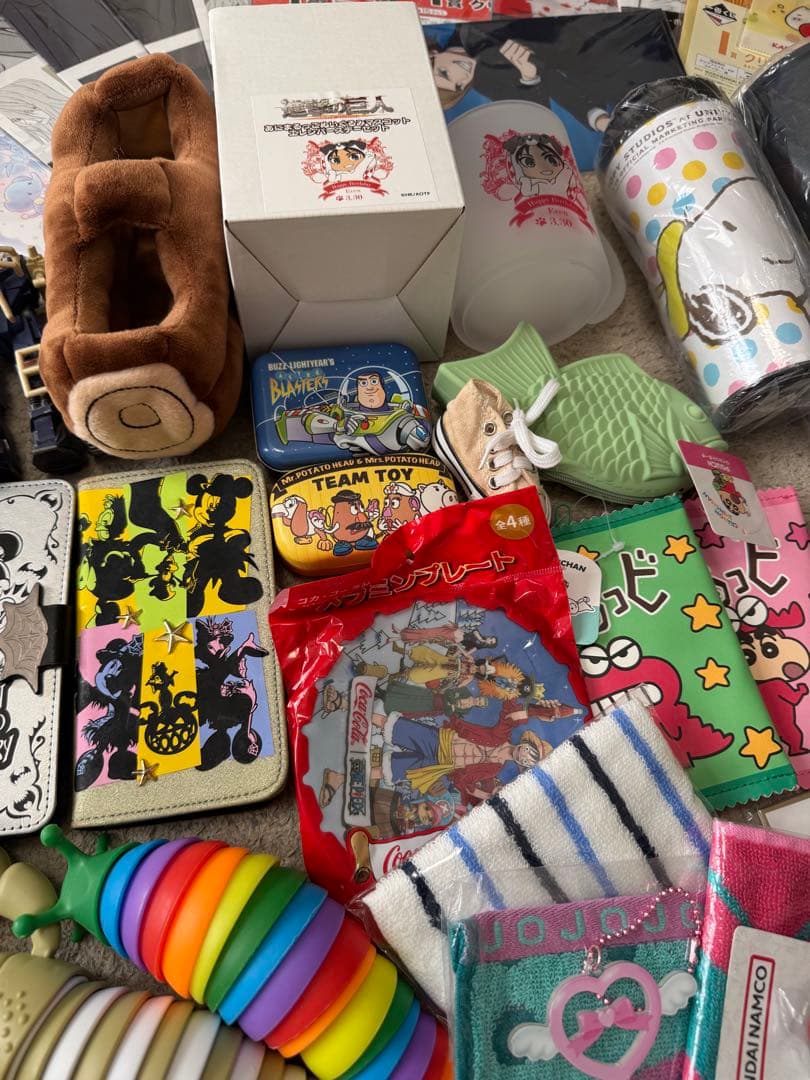 100サイズ　100点以上　雑貨　キャラクターグッズ　まとめ売り
