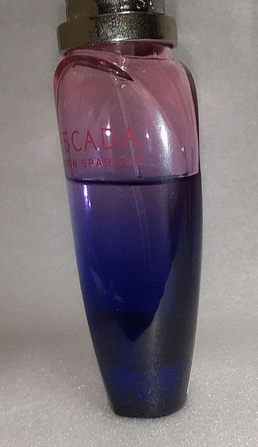 ESCADA エスカーダ MOON SPARKLE オードトワレ 30mL 中古 - メルカリ