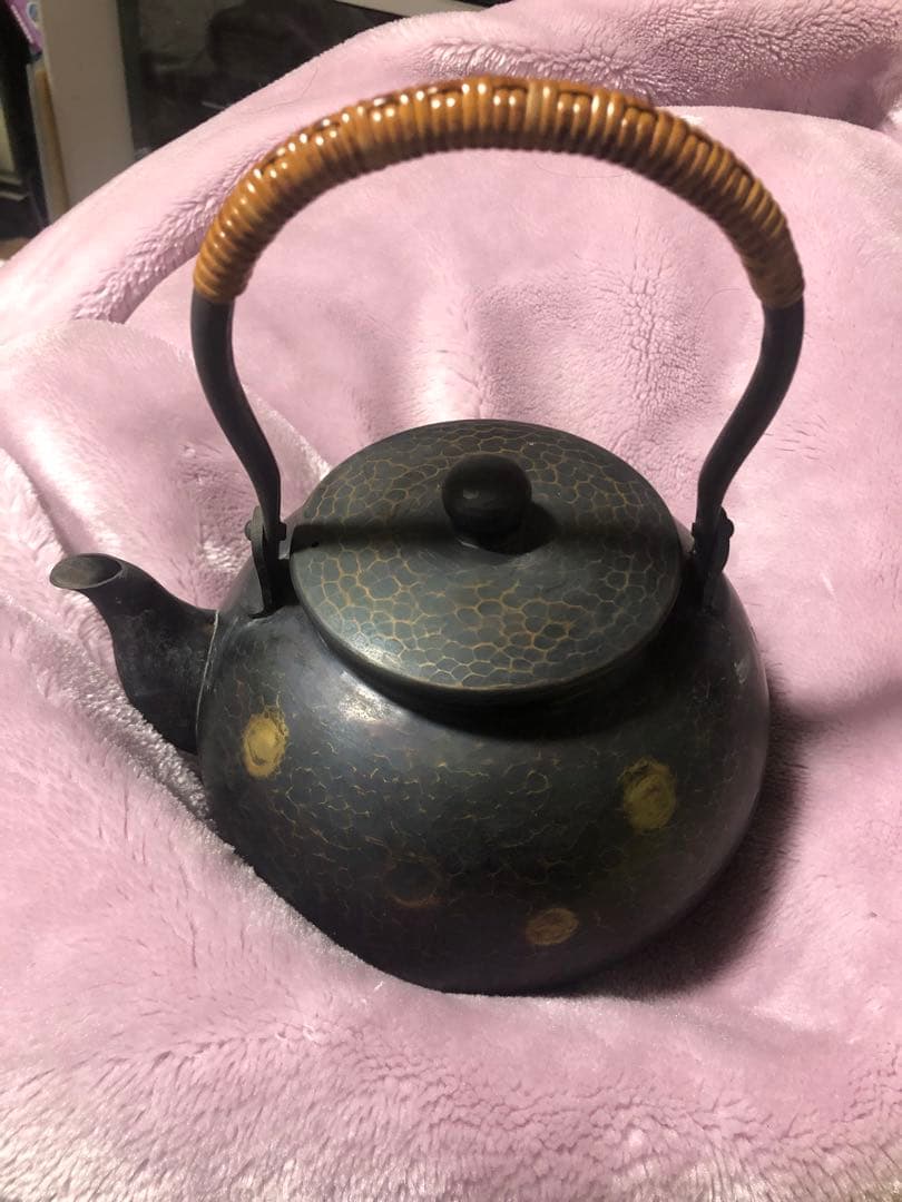 鎚起銅器　やかん　芳燕堂 親子で紡ぐ伝統工芸の歴史、シンプルで美しい「富貴堂」の燕鎚起銅器