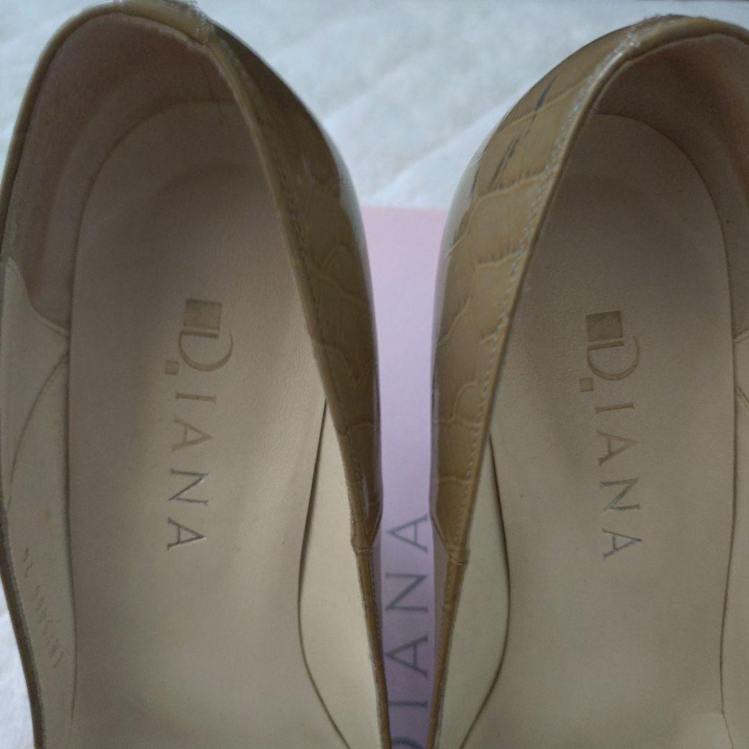 DIANA ベージュ ポインテッドトゥ ハイヒール24センチ - メルカリ