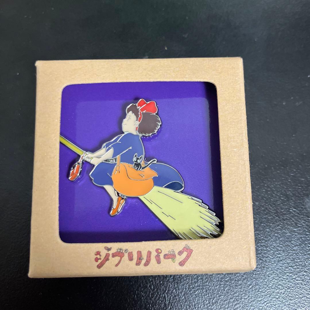 ジブリパーク限定 ピンバッジ キキ - メルカリ