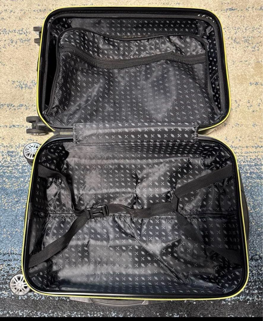 MAN WITH A MISSION マンウィズ スーツケース