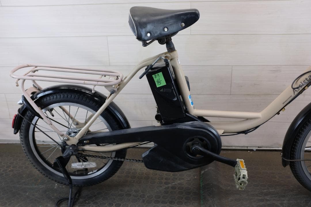 う*み様 良品BS アシスタ　18インチ　3段　8.9Ah（5点灯）充電器あり