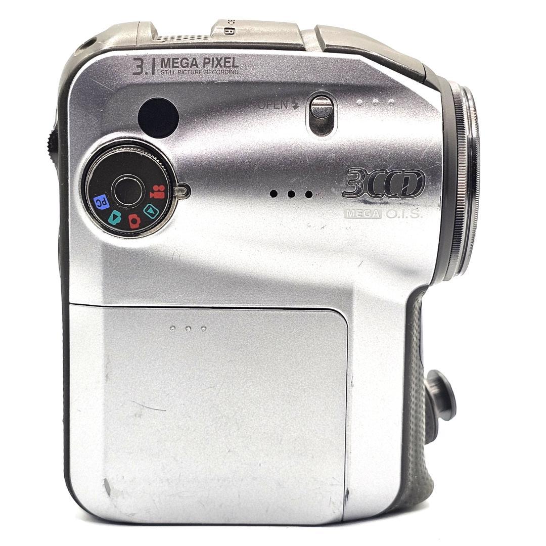 Panasonic SDR-S200 動作品 SDビデオカメラ バッテリー2個付 - メルカリ