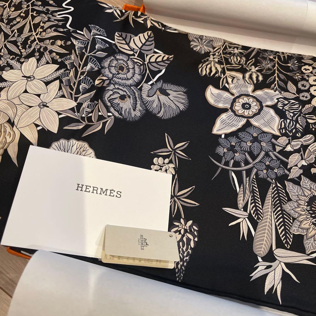 新品未使用 HERMESエルメス カレ90 ブラニフルール ブラック - メルカリ