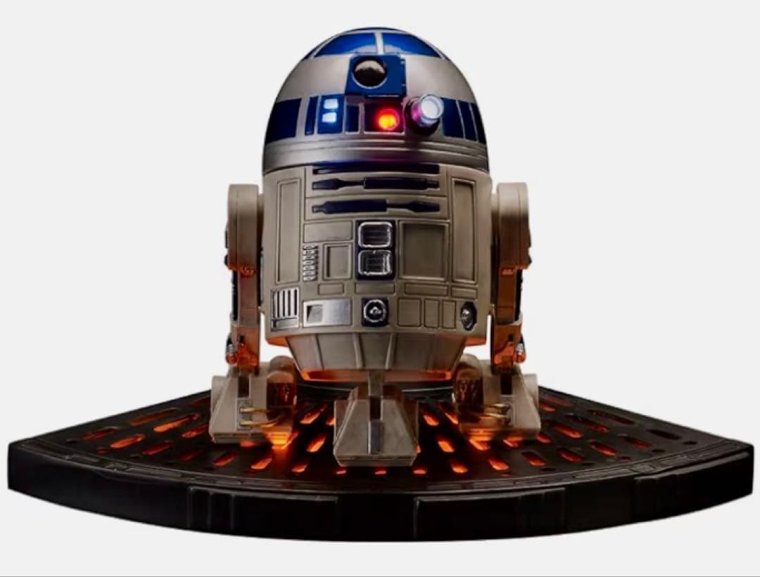 新品 エッグアタック スターウォーズ R2-D2 スタチュー フィギュア