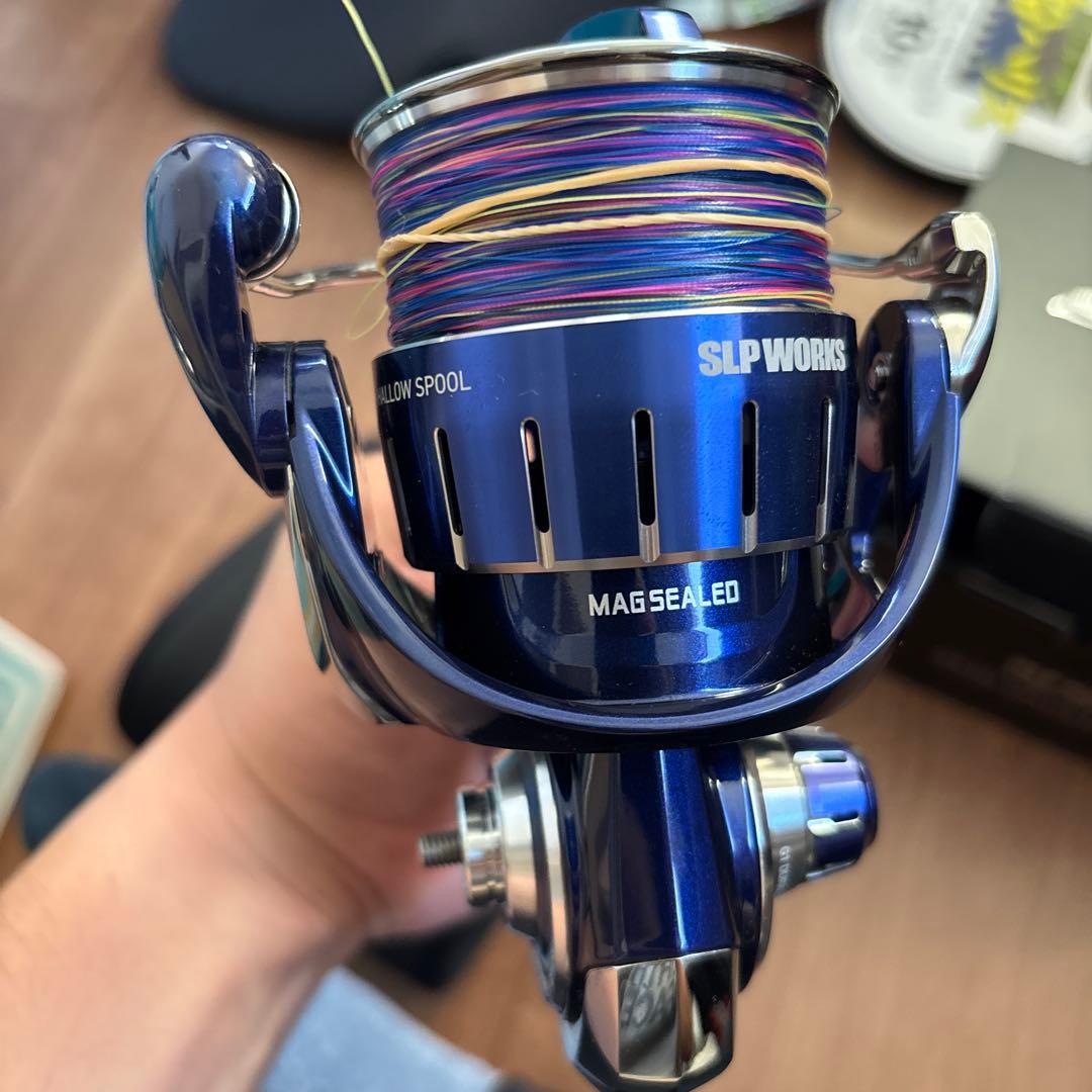 新品未使用‼️SLP WORKS ダイワ ソルティガ セミオーダー6000XH - メルカリ
