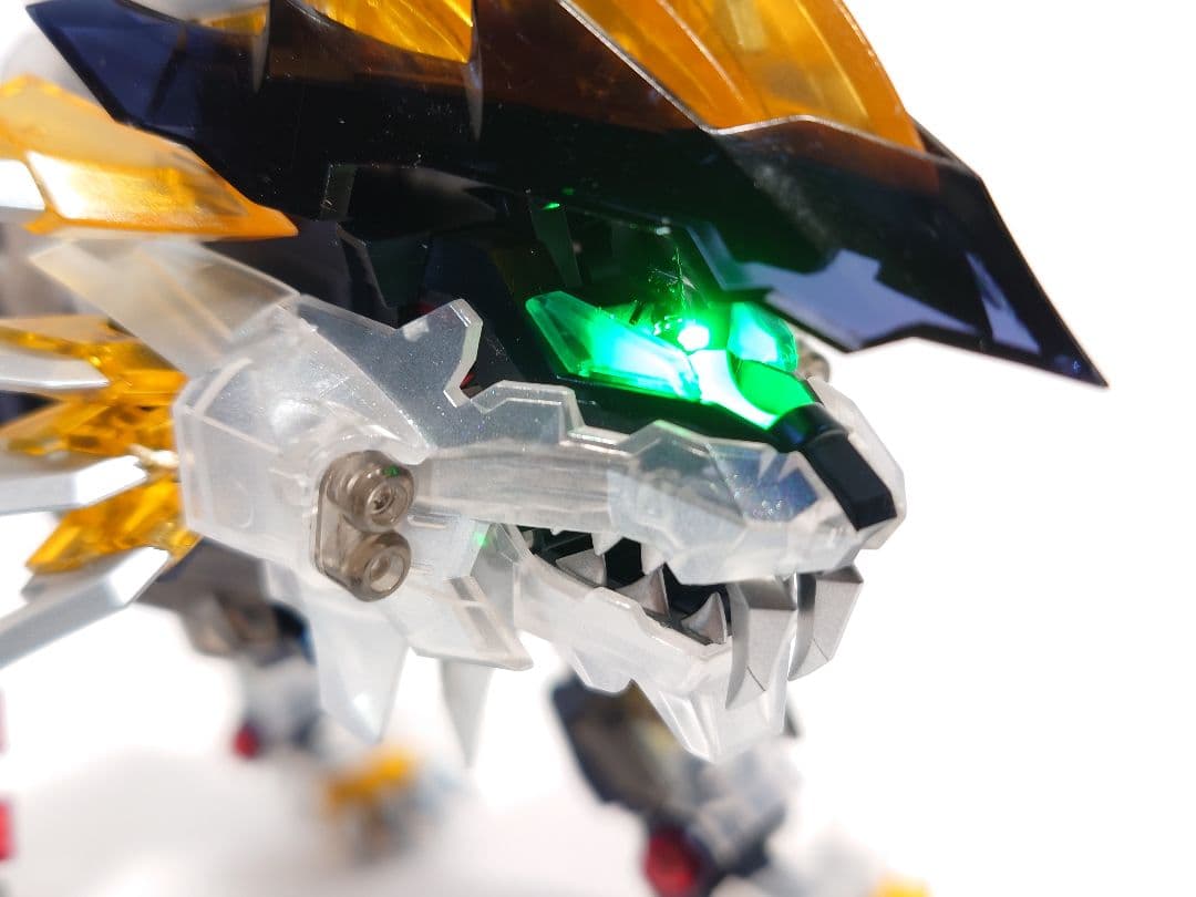 ゾイド もどき ムゲン クリアver.電飾付パール塗装 グロス仕上げ