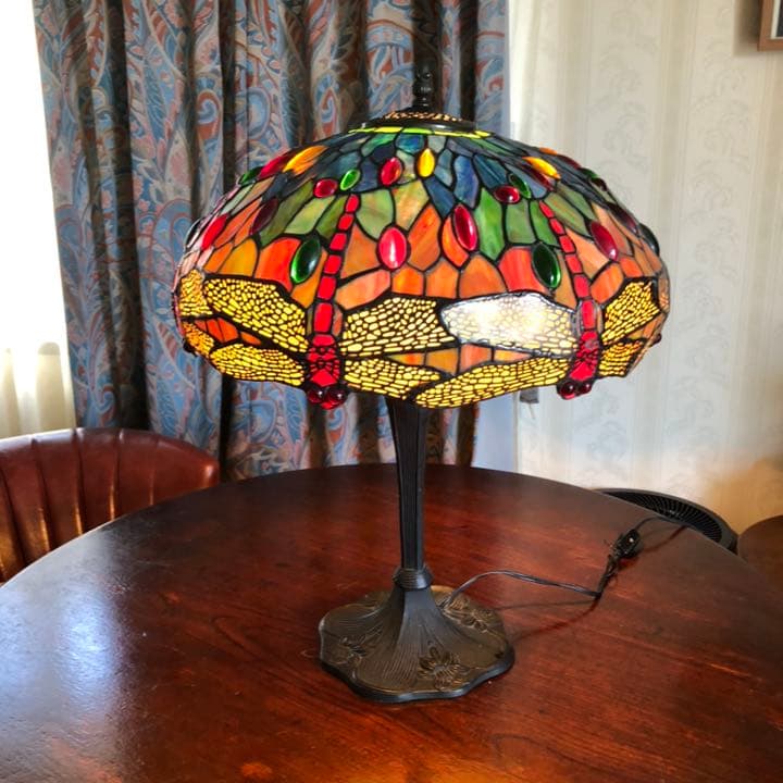 ステンドグラス　トンボ　大サイズ　アンティーク アンティーク トンボのステンドグラスライト | アンティーク家具と喫茶