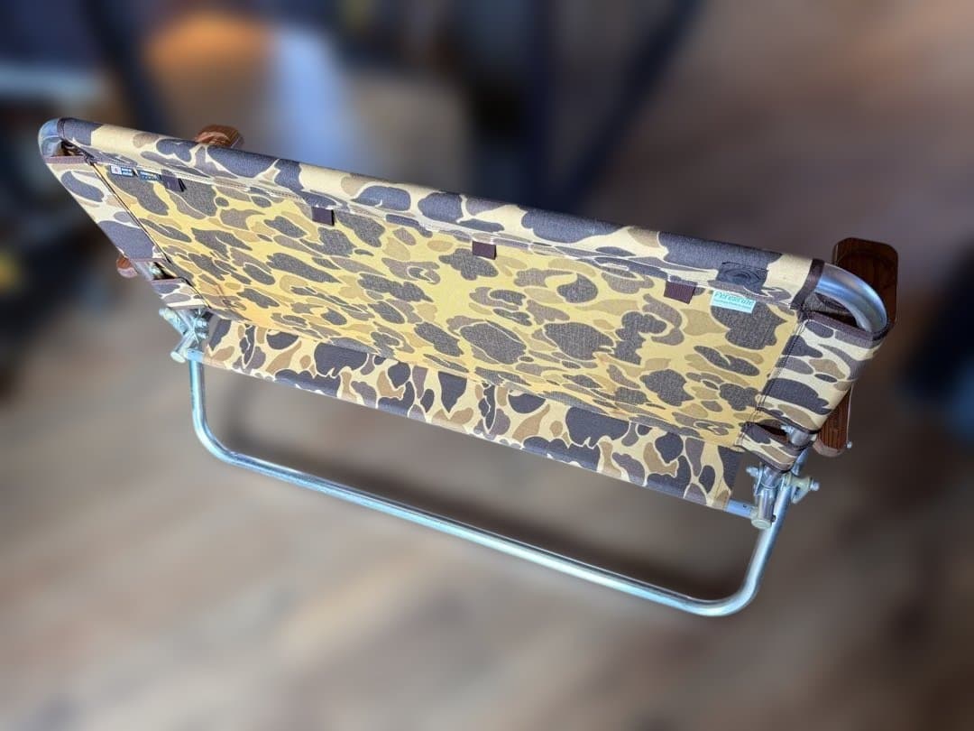 peregrine カモフラージュ柄 折りたたみベンチ - メルカリ