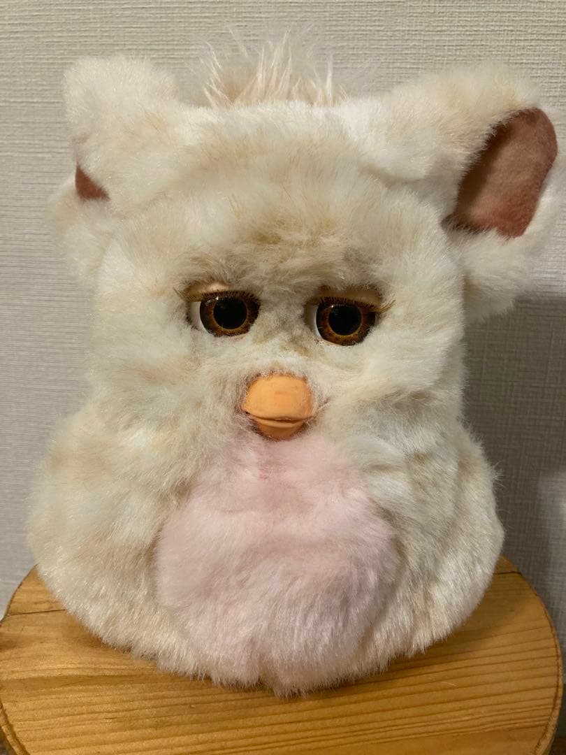 ファービー2 キャラメルシロップ ベージュ×茶目　英語版