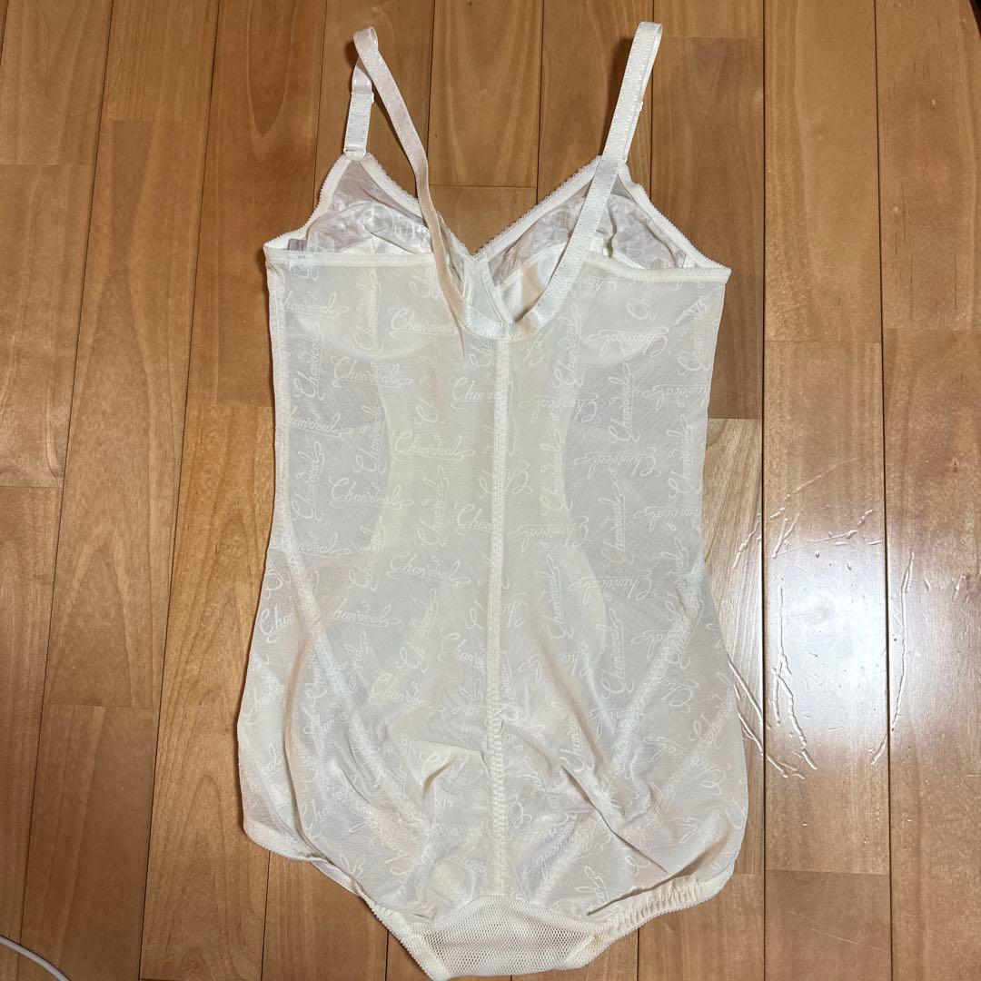 新品】シャンデール ボディスーツC85くびれ 補正下着 矯正下着 - メルカリ