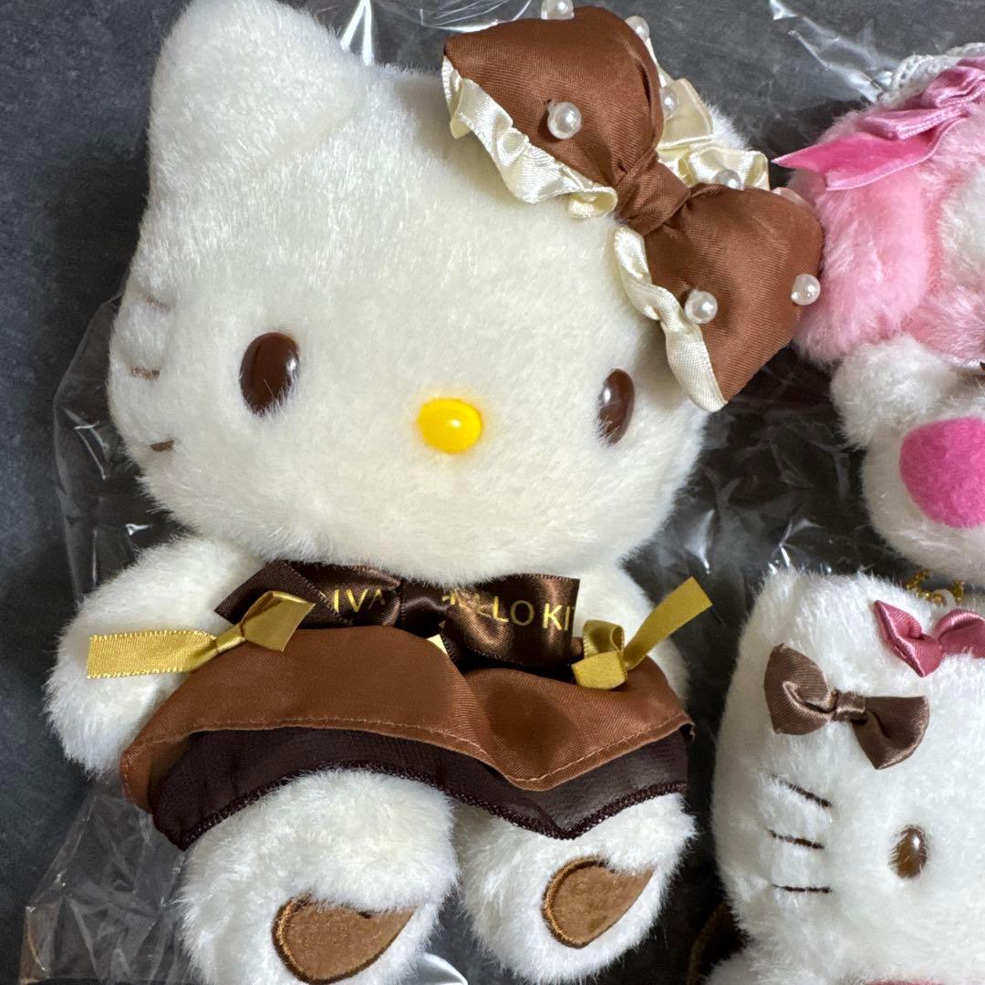 ゴディバ　ハローキティ（ マイメロディ）ぬいぐるみセット 4体